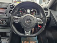 USED 2013 13 VOLKSWAGEN TIGUAN 2.0 R LINE TDI BLUEMOTION TECH 4MOTION DSG 5d 139 BHP Bluetooth,Parking Sensors,DAB