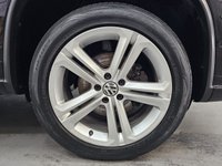 USED 2013 13 VOLKSWAGEN TIGUAN 2.0 R LINE TDI BLUEMOTION TECH 4MOTION DSG 5d 139 BHP Bluetooth,Parking Sensors,DAB