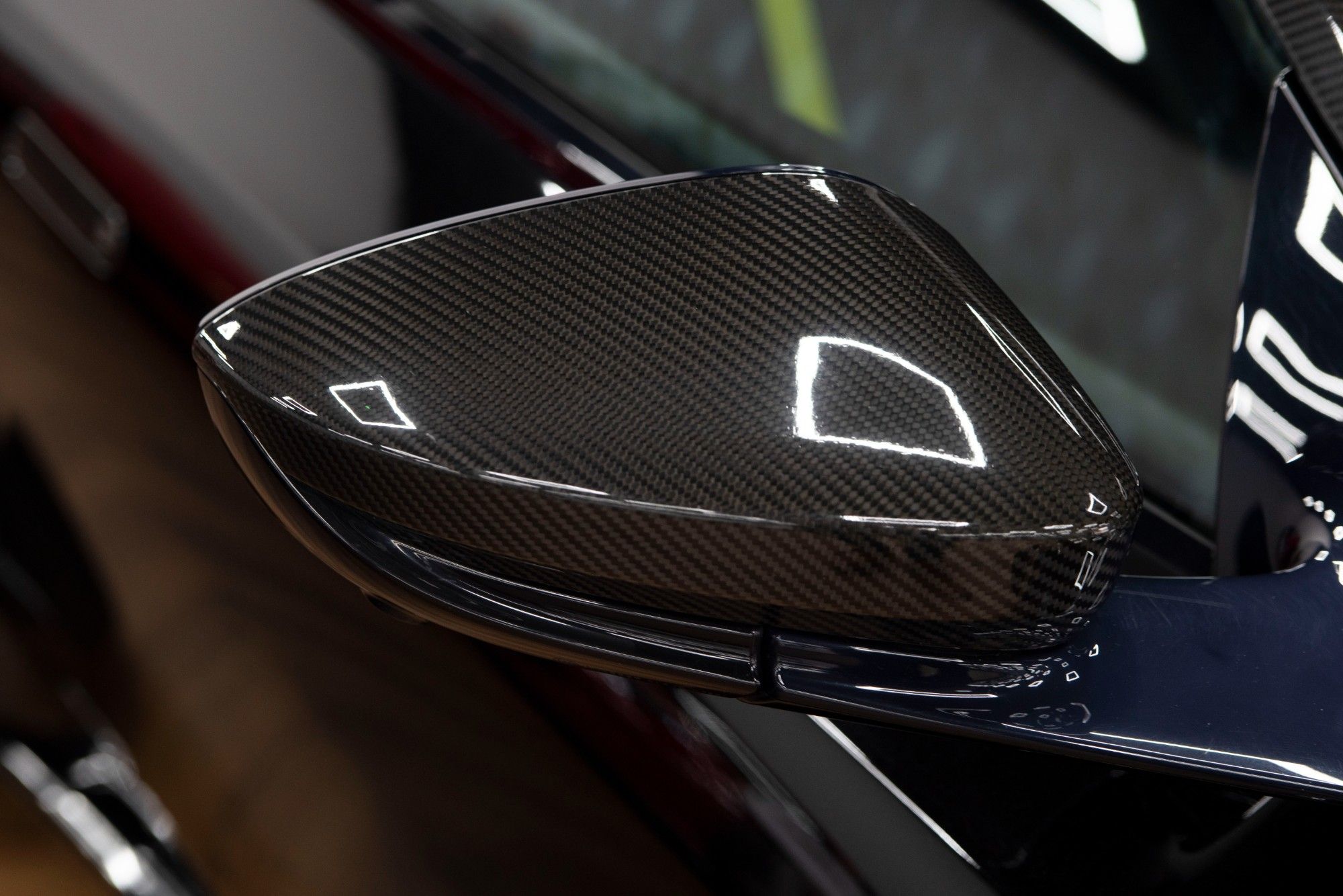 USED 2018 68 ASTON MARTIN DB11 5.2 AMR V12 2d 631 BHP 