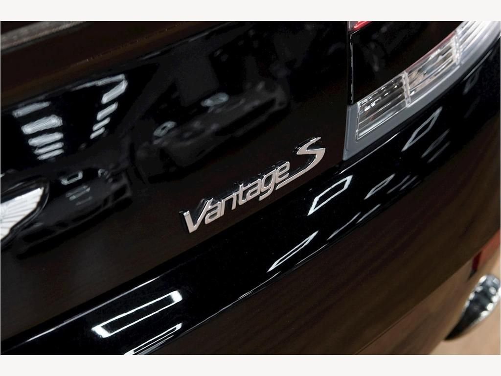 USED 2017 67 ASTON MARTIN VANTAGE 4.7 S V8 GREAT HISTORY | GREAT SPEC