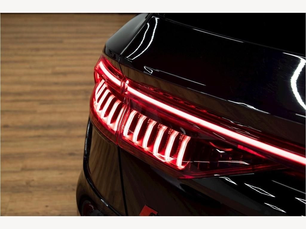 USED 2021 21 AUDI Q8 4.0 RS TFSI QUATTRO VORSPRUNG MHEV 5d 592 BHP PAN ROOF|SPORTS EXHAUST