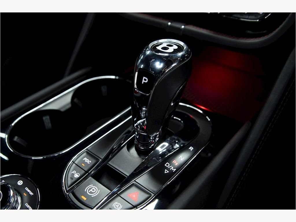 USED 2017 67 BENTLEY BENTAYGA W12 6.0 Estate Automatic Petrol BIG SPEC|CARBON KIT|VOSSEN