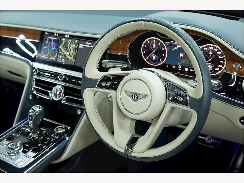 USED 2020 69 BENTLEY FLYING SPUR 6.0 W12 Saloon FIRST EDITION | NAIM AUDIO