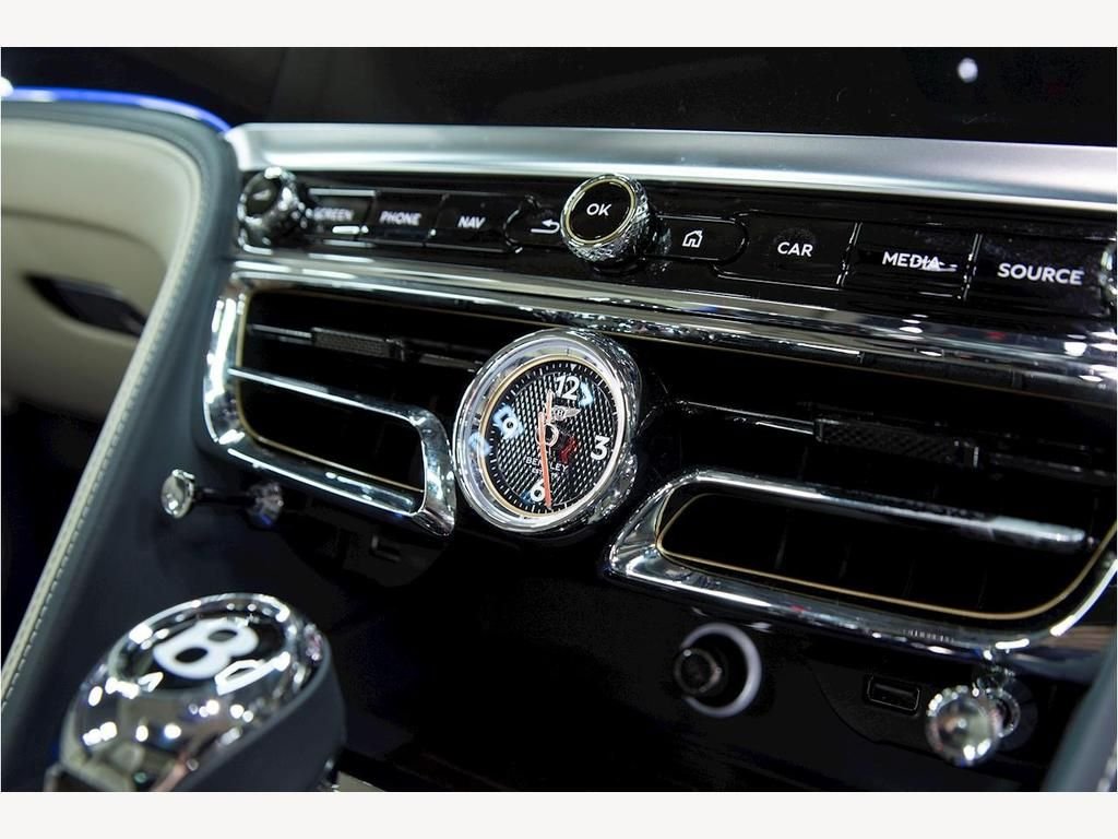 USED 2020 69 BENTLEY FLYING SPUR 6.0 W12 Saloon FIRST EDITION | NAIM AUDIO