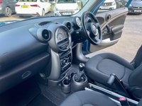 USED 2011 11 MINI COUNTRYMAN 1.6 COOPER 5d 122 BHP ULEZ Compliant With Over &pound;2K's Of Optional Equitment And Full Service History !