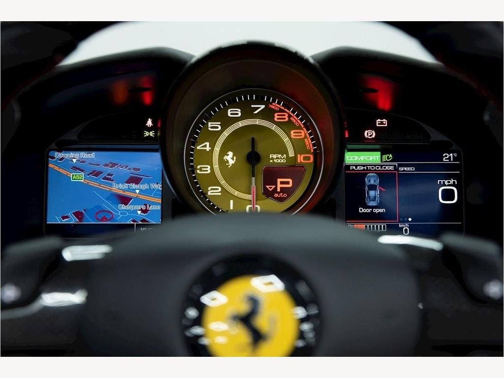 USED 2020 C FERRARI PORTOFINO 3.9 BCA 2d 592 BHP &pound;30k OPTIONS | ROSSO PORTOFINO