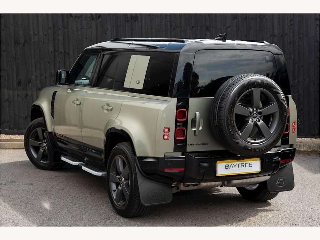 USED 2023 23 LAND ROVER DEFENDER 110 D300 MHEV X-Dynamic HSE Auto 4WD Euro 6 (s/s) 5dr ESTATE