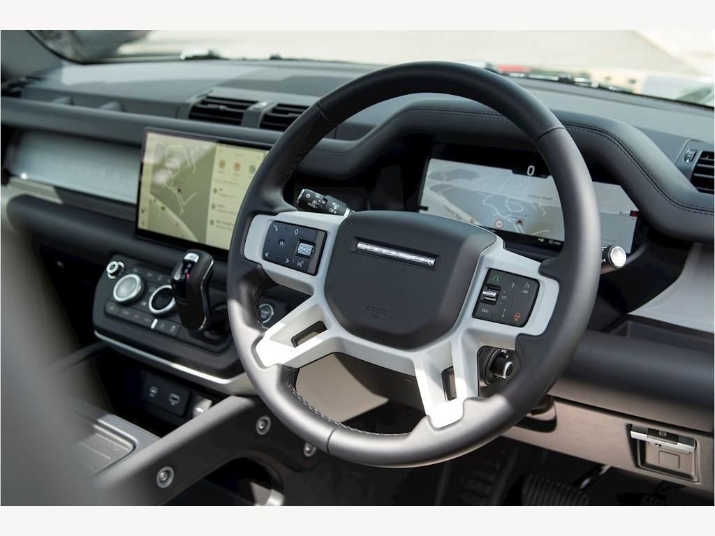 USED 2023 23 LAND ROVER DEFENDER 110 D300 MHEV X-Dynamic HSE Auto 4WD Euro 6 (s/s) 5dr ESTATE