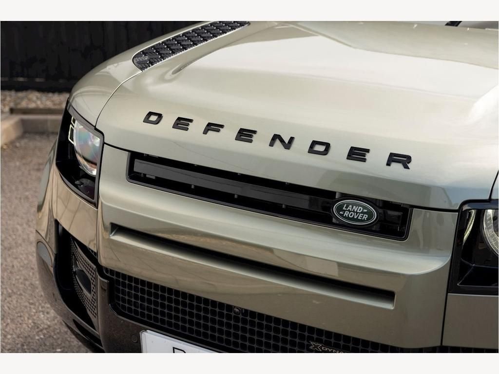 USED 2023 23 LAND ROVER DEFENDER 110 D300 MHEV X-Dynamic HSE Auto 4WD Euro 6 (s/s) 5dr ESTATE