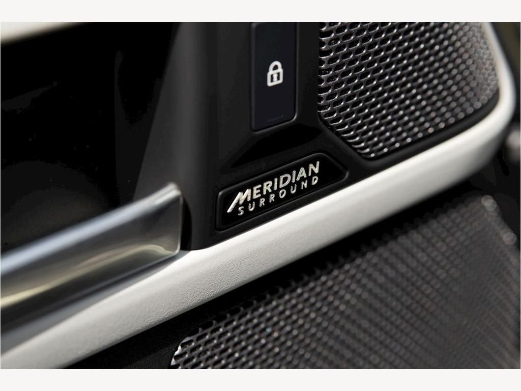 USED 2023 23 LAND ROVER DEFENDER 110 D300 MHEV X-Dynamic HSE Auto 4WD Euro 6 (s/s) 5dr ESTATE