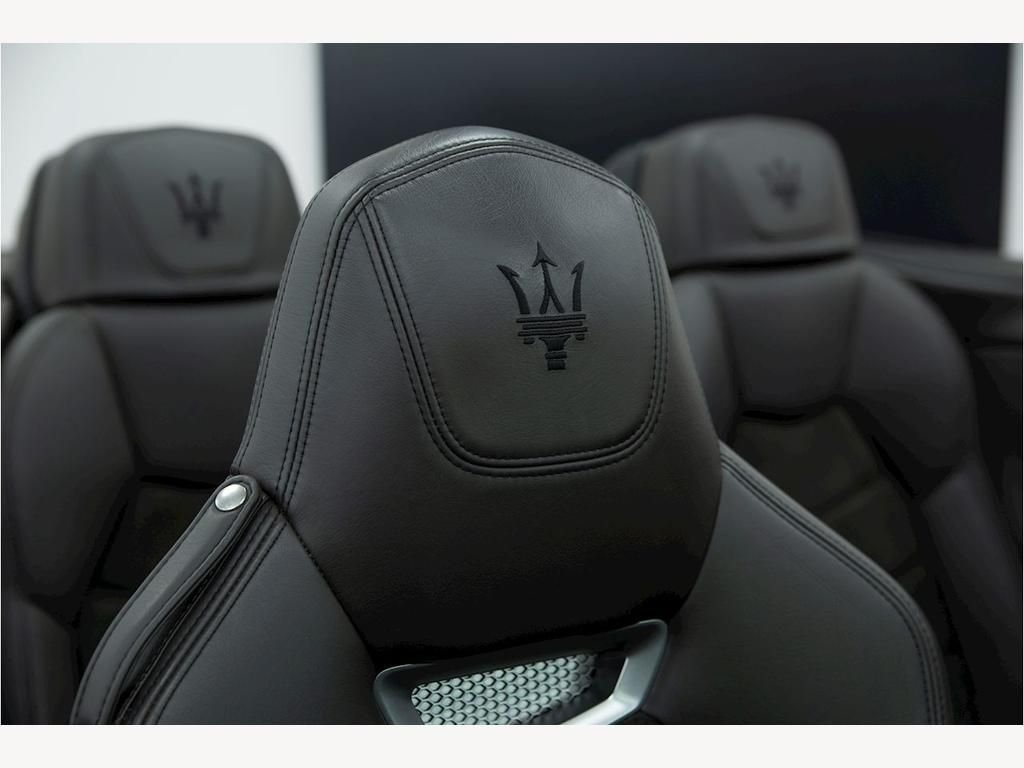 USED 2015 65 MASERATI GRANTURISMO 4.7 GRANCABRIO MC 2d 460 BHP LOW MILES | GREAT SPEC