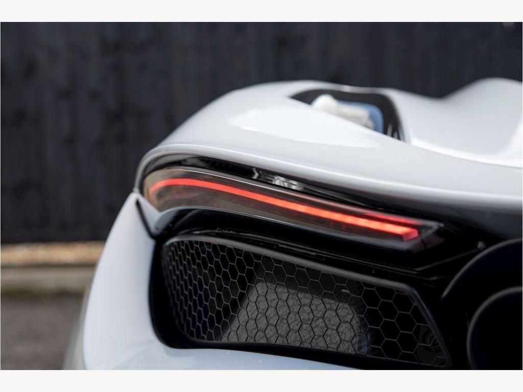 USED 2018 18 MCLAREN 720S 4.0 V8 SSG 2d 711 BHP FULL MCL HISTORY | HUGE SPEC