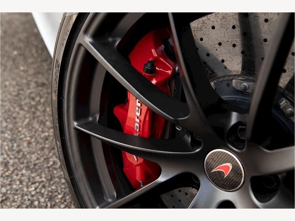 USED 2018 18 MCLAREN 720S 4.0 V8 SSG 2d 711 BHP FULL MCL HISTORY | HUGE SPEC