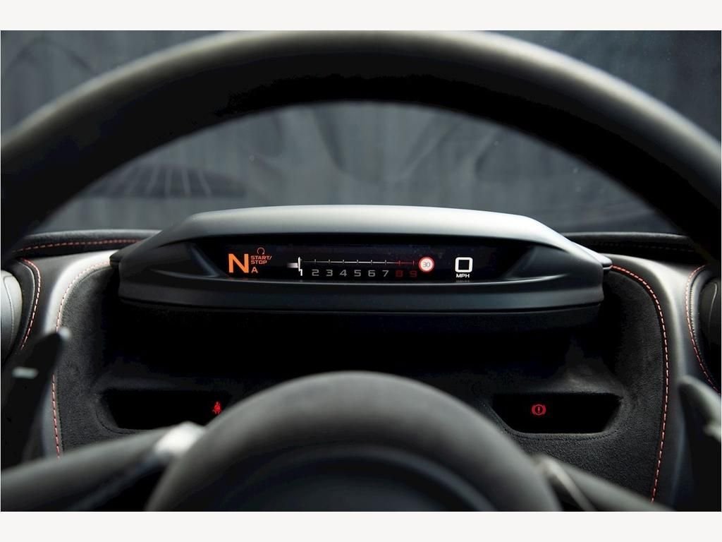 USED 2018 18 MCLAREN 720S 4.0 V8 SSG 2d 711 BHP FULL MCL HISTORY | HUGE SPEC
