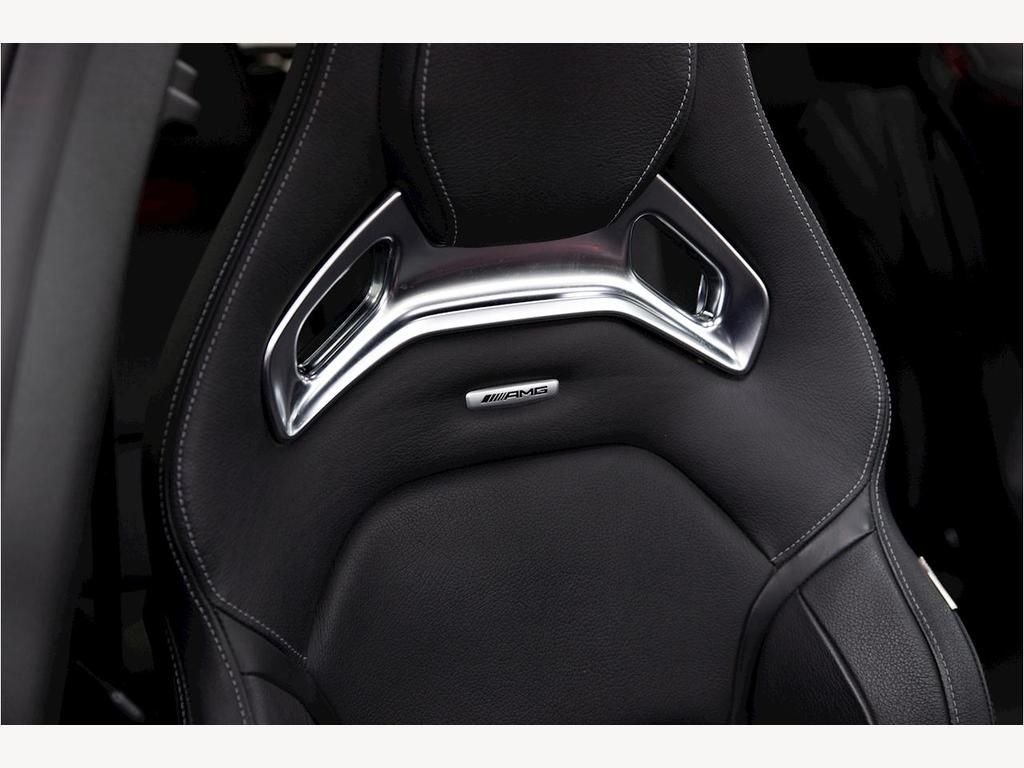 USED 2017 67 MERCEDES-BENZ GLA-CLASS 2.0 AMG GLA 45 4MATIC PREMIUM 5d 375 BHP AERO PACK | AMG EXHAUST