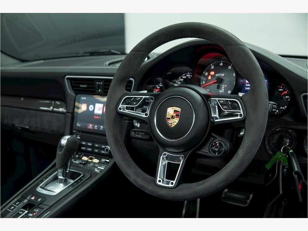 USED 2017 17 PORSCHE 911 3.0 TARGA 4 GTS PDK 2d 444 BHP GTS INTERIOR | LOW MILES