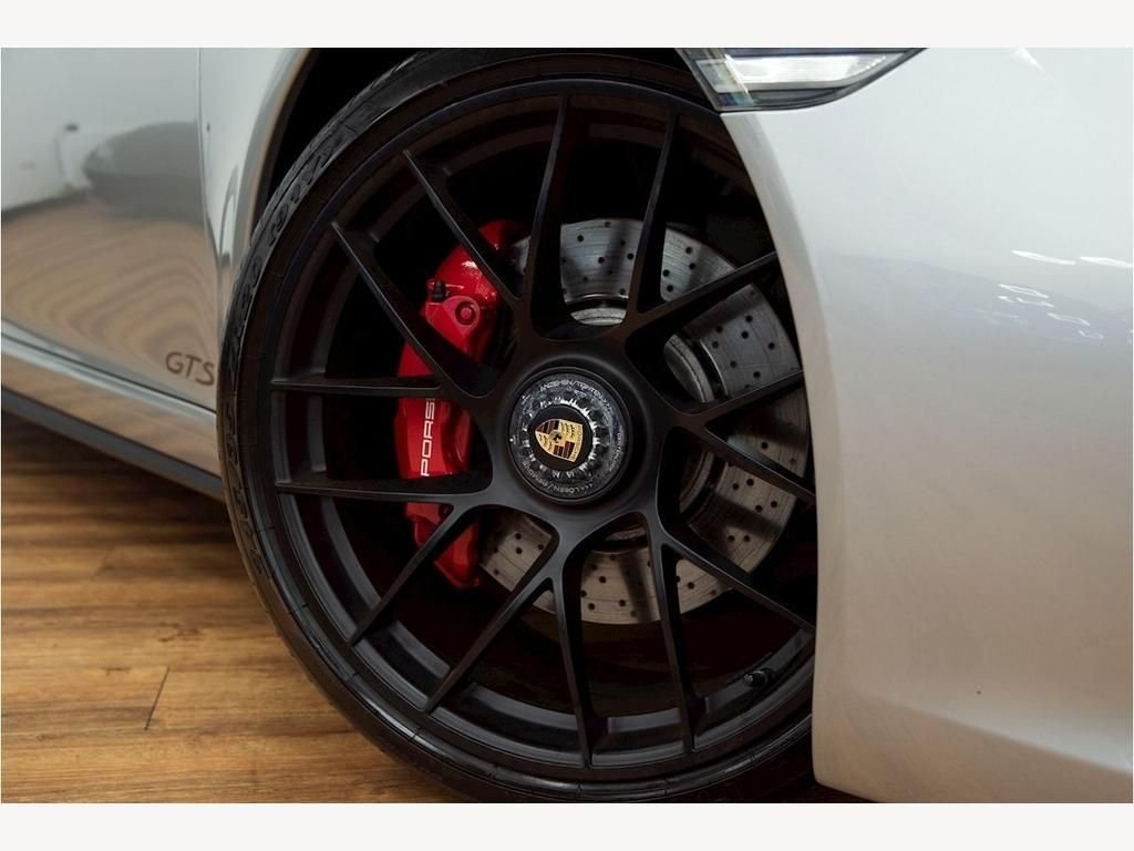 USED 2017 17 PORSCHE 911 3.0 TARGA 4 GTS PDK 2d 444 BHP GTS INTERIOR | LOW MILES