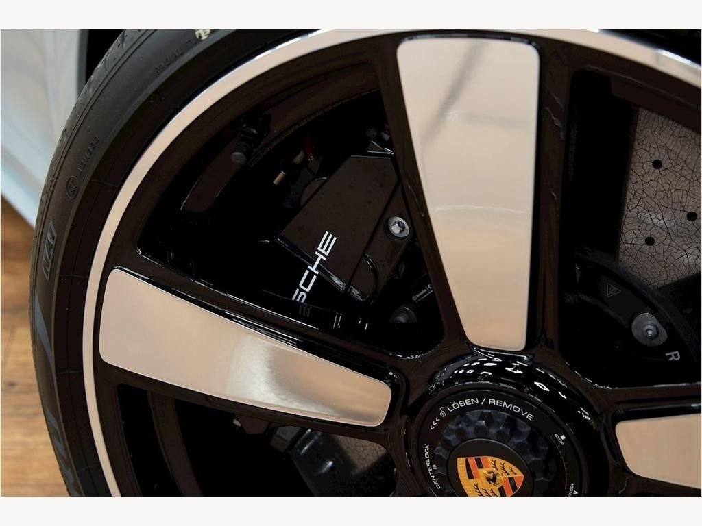 USED 2023 23 PORSCHE 911 3.7 SPORT CLASSIC 2d 543 BHP ONE OF 1,250 WORLDWIDE