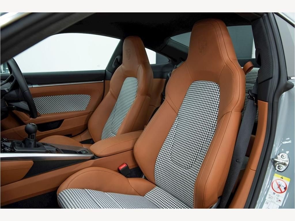 USED 2023 23 PORSCHE 911 3.7 SPORT CLASSIC 2d 543 BHP ONE OF 1,250 WORLDWIDE