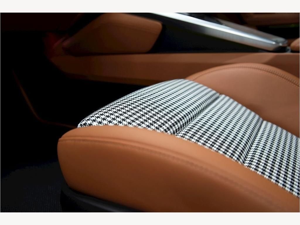 USED 2023 23 PORSCHE 911 3.7 SPORT CLASSIC 2d 543 BHP ONE OF 1,250 WORLDWIDE
