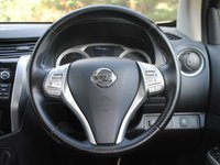 USED 2019 69 NISSAN NAVARA 2.3 DCI TEKNA SHR DCB 4d 190 BHP www.suffolkcarcentre.co.uk - Located at Reydon