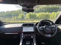 USED 2019 69 JAGUAR F-PACE 2.0 R-SPORT AWD 5d 178 BHP 