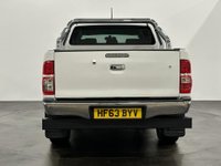 USED 2013 63 TOYOTA HI-LUX 3.0 INVINCIBLE 4X4 D-4D DCB 169 BHP Rare Low Mileage Automatic, Full Leather, Complete Service Record