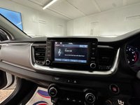 USED 2020 20 KIA STONIC 1.0 4 ISG 5d 118 BHP STUNNING CONDITION, LOW MILES AND FABULOUR COLOUR COMBINATION