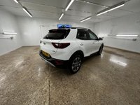 USED 2020 20 KIA STONIC 1.0 4 ISG 5d 118 BHP STUNNING CONDITION, LOW MILES AND FABULOUR COLOUR COMBINATION