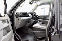 USED 2020 70 VOLKSWAGEN TRANSPORTER T6.1 T32 2.0 TDI 150PS HIGHLINE KOMBI SWB Factory Kombi, Styling Pack