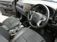 USED 2019 69 MITSUBISHI OUTLANDER 2.4 PHEV JURO 5d 207 BHP APP SAT NAV REAR VIEW CAMERA PART LEATHER HEATED SEATS MITSUBISHI WARRANTY TILL SEPT 2024