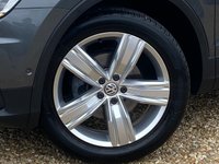 USED 2020 20 VOLKSWAGEN TIGUAN 1.5 MATCH TSI EVO DSG 5d 148 BHP AUTOMATIC