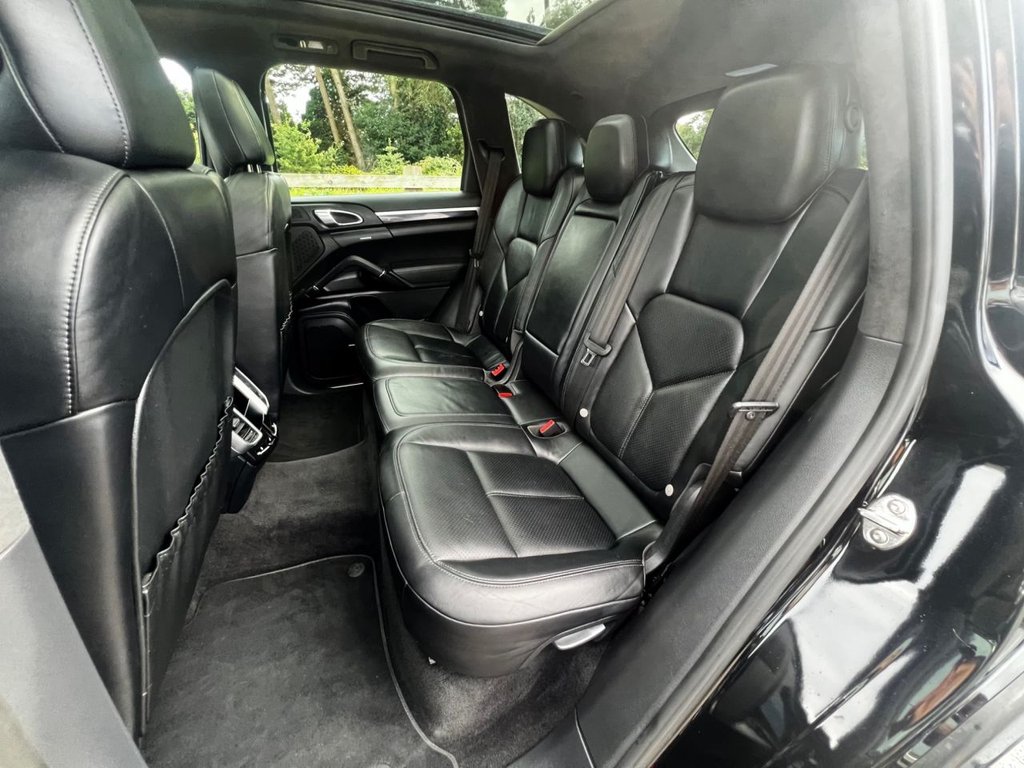 USED 2014 06 PORSCHE CAYENNE 4.8 V8 TURBO 500 BHP // TIPTRONIC S // 5d // px swap 