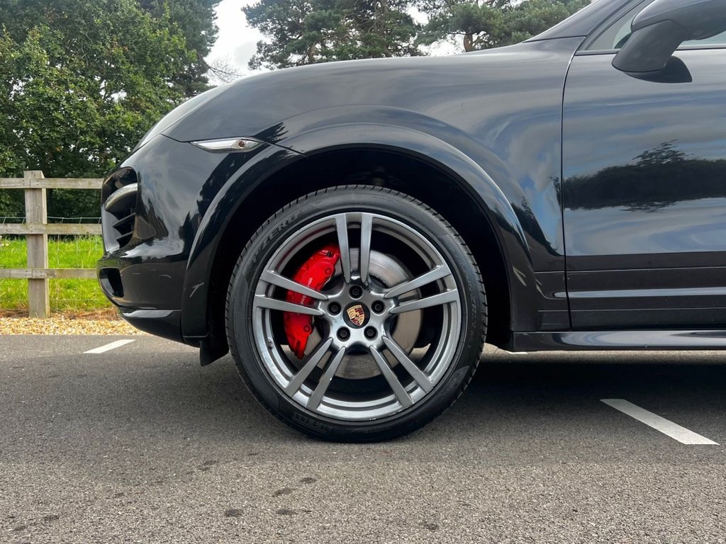 USED 2014 06 PORSCHE CAYENNE 4.8 V8 TURBO 500 BHP // TIPTRONIC S // 5d // px swap 