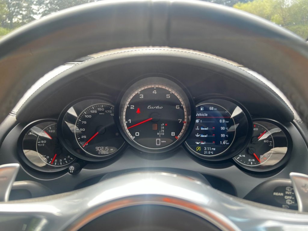USED 2014 06 PORSCHE CAYENNE 4.8 V8 TURBO 500 BHP // TIPTRONIC S // 5d // px swap 
