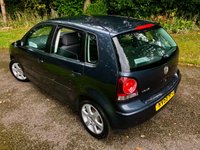USED 2009 59 VOLKSWAGEN POLO 1.2 MATCH 5d 59 BHP ONLY 40,000 MILES WITH 1 LADY OWNER SINCE JAN 2011//X4 AIRBAGS//AIRCON//ALLOYS//LEATHER BOUND STEERING WHEEL AND HAND BRAKE//60/40 SPLIT REAR SEAT//X6 SERVICE HISTORY STAMPS//NEW BRAKES JUST RENEWED 59 BHP ONLY 40,000 MILES WITH 1 LADY OWNER SINCE JAN 2011//X4 AIRBAGS//AIRCON//ALLOYS//LEATHER BOUND STEERING WHEEL AND HAND BRAKE//60/40 SPLIT REAR SEAT//X6 SERVICE HISTORY STAMPS