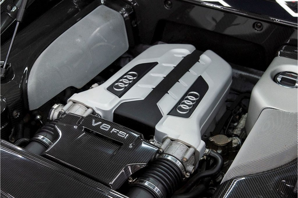USED 2012 61 AUDI R8 4.2 V8 LIMITED EDITION COUPE