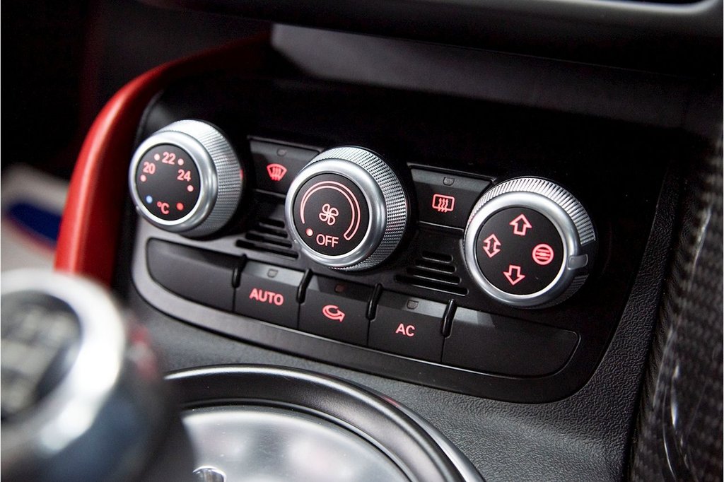USED 2012 61 AUDI R8 4.2 V8 LIMITED EDITION COUPE