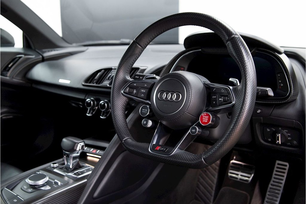 USED 2018 18 AUDI R8 R8 V10 Plus AUDI EXCLUSIVE PAINT | BIG SPE