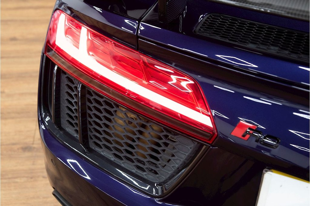 USED 2018 18 AUDI R8 R8 V10 Plus AUDI EXCLUSIVE PAINT | BIG SPE
