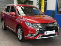 USED 2019 69 MITSUBISHI OUTLANDER 2.4 PHEV 4H 5d 207 BHP 4WD APP SAT NAV LEATHER CAMERA 1 OWNER EXCELLENT SERVICE HISTORY MITSUBISHI WARRANTY TILL DEC 2024 LONDON PCO COMPLIANT