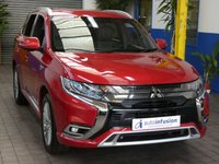 USED 2019 69 MITSUBISHI OUTLANDER 2.4 PHEV 4H 5d 207 BHP 4WD APP SAT NAV LEATHER CAMERA 1 OWNER EXCELLENT SERVICE HISTORY MITSUBISHI WARRANTY TILL DEC 2024 LONDON PCO COMPLIANT