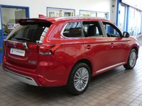 USED 2019 69 MITSUBISHI OUTLANDER 2.4 PHEV 4H 5d 207 BHP 4WD APP SAT NAV LEATHER CAMERA 1 OWNER EXCELLENT SERVICE HISTORY MITSUBISHI WARRANTY TILL DEC 2024 LONDON PCO COMPLIANT