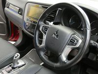 USED 2019 69 MITSUBISHI OUTLANDER 2.4 PHEV 4H 5d 207 BHP 4WD APP SAT NAV LEATHER CAMERA 1 OWNER EXCELLENT SERVICE HISTORY MITSUBISHI WARRANTY TILL DEC 2024 LONDON PCO COMPLIANT