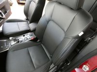 USED 2019 69 MITSUBISHI OUTLANDER 2.4 PHEV 4H 5d 207 BHP 4WD APP SAT NAV LEATHER CAMERA 1 OWNER EXCELLENT SERVICE HISTORY MITSUBISHI WARRANTY TILL DEC 2024 LONDON PCO COMPLIANT
