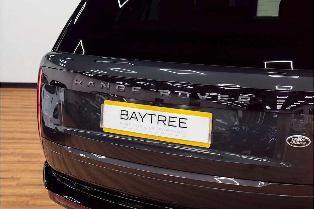 USED 2023 23 LAND ROVER RANGE ROVER  HSE PHEV 5d AUTO ESTATE