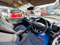 USED 2014 64 HONDA JAZZ 1.3 I-VTEC ES PLUS 5d 99 BHP Stunning Jazz With Sat Nav & Reverse Cam