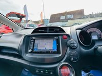 USED 2014 64 HONDA JAZZ 1.3 I-VTEC ES PLUS 5d 99 BHP Stunning Jazz With Sat Nav & Reverse Cam
