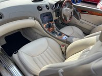 USED 2010 60 MERCEDES-BENZ SL SL300 2d 231 BHP Free MOT for Life