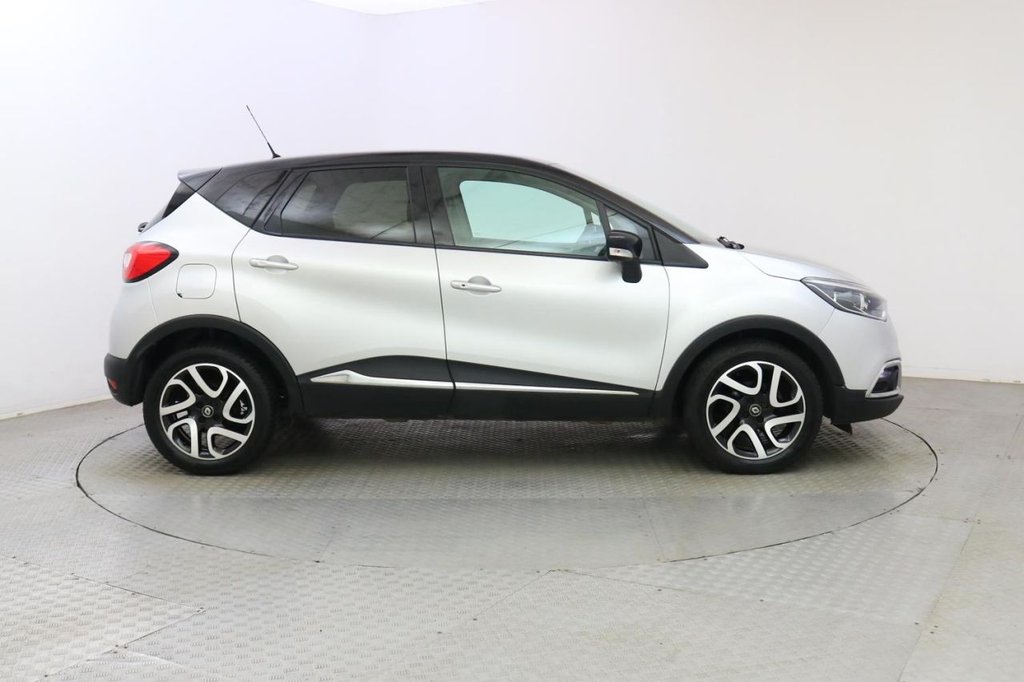 USED 2016 66 RENAULT CAPTUR 0.9 SIGNATURE NAV TCE 5d  